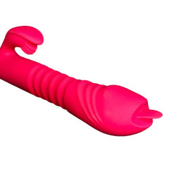 Close-up of the Vibrador Karim's textured surface and ergonomic design