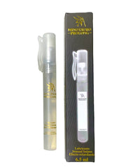 Minotauro Prolong 8 ml, a premium male enhancement product in a sleek black bottle with gold lettering, designed to enhance stamina and performance during intimate moments