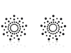 Close-up image of Pezoneras Perlas nipple covers with delicate pearl details for stylish and discreet coverage