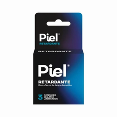 Three individually wrapped Piel Retardante condoms with long-lasting lubrication
