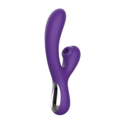 Close-up of the Winyi Joanna vibrator's soft silicone material and curved shape for optimal pleasure