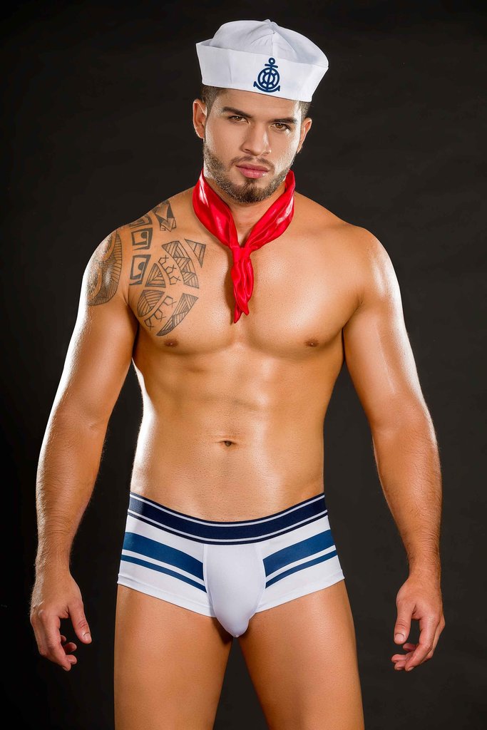 MARINAIO ATTIVO is a high-performance sailing jacket in bright red color, designed for outdoor enthusiasts and adventurers