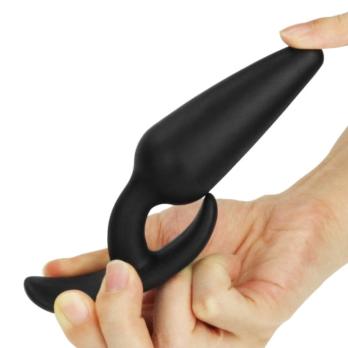 Black slim anal plug with a medium size and smooth texture