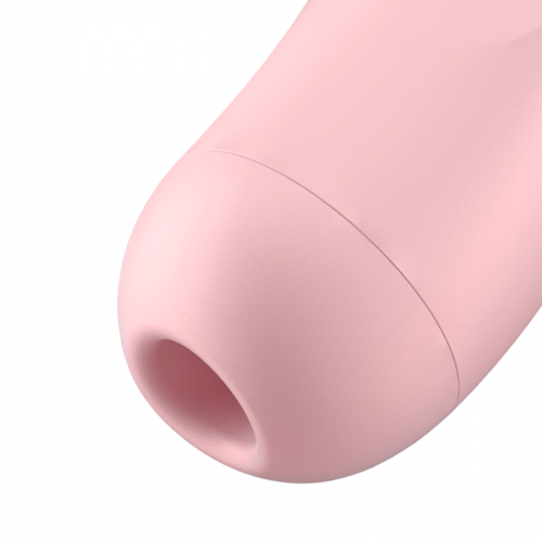 Woman using the Satisfyer Curvy 2+ con APP for personalized pleasure and relaxation
