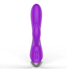 Alt text: The Vibrador First Love Recargable XOXO is a sleek, rechargeable vibrator designed for intimate pleasure and features advanced technology