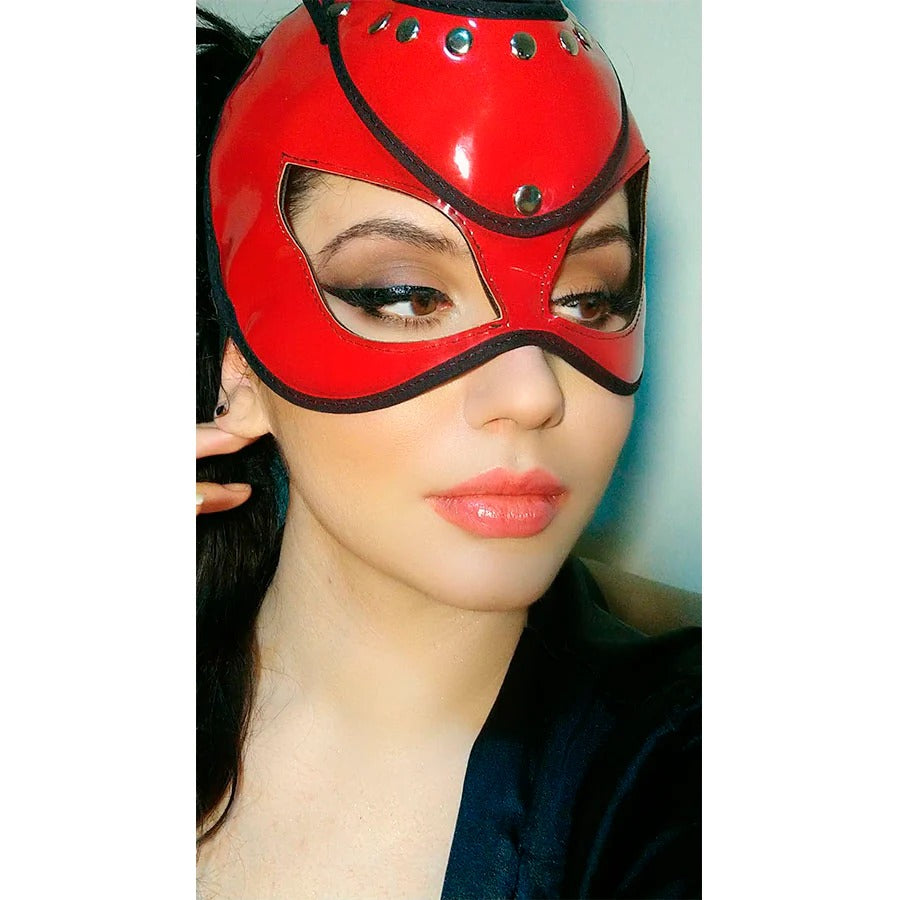 Máscara Bad Bunny - Black and white face mask with bunny ears and Bad Bunny logo