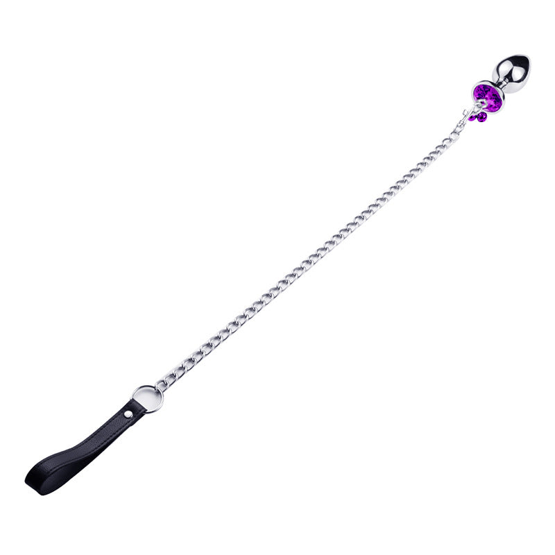 Metallic anal joya cadena with gemstone and chain for luxurious and pleasurable experience